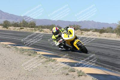 media/Dec-04-2025-Racers Edge (Thu) [[5ebc9f124d]]/2-A Group/1-Session 2 (Turn 7 Inside)/